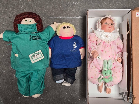 (3) Dolls
