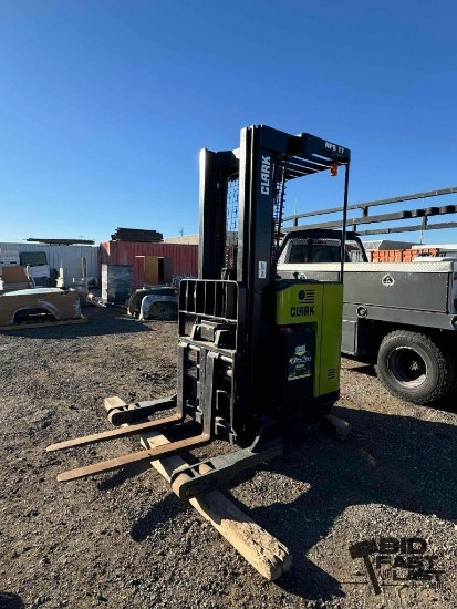 Clark NPR17 Forklift