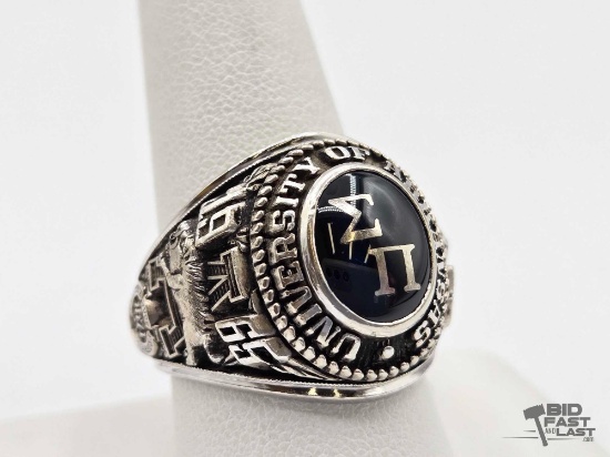 10K White Gold 1965 University of Arkansas Class Ring, 21.80g