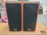 (2) Infinity Crescendo Series Speakers