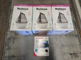 NEW!!! (3) Ultrasonic Holmes Humidifier