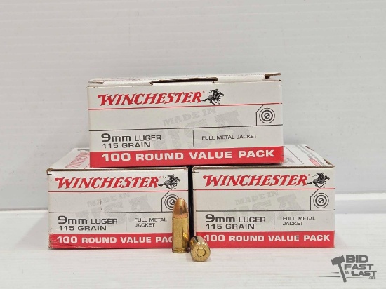 NEW!!! (300) Rounds of Winchester 9mm Luger Ammo