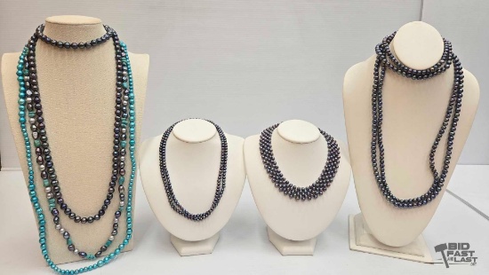 (7) Pearl Necklaces, 626g