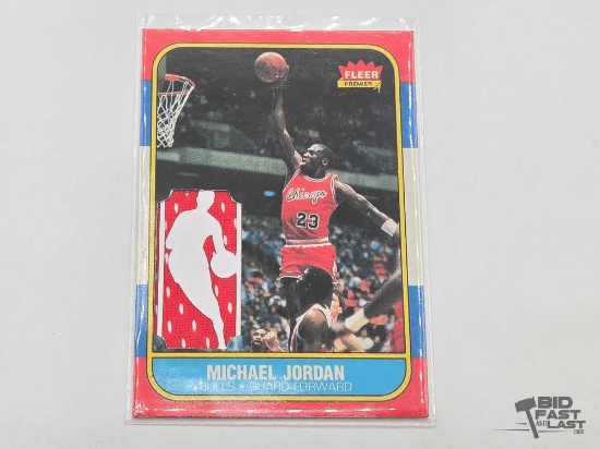 Michael Jordan Fleer Chicago Bulls Jersey Card