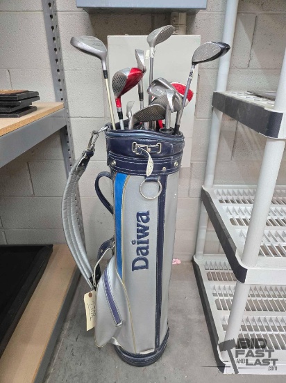 Daiwa Golf Bag with Clubs