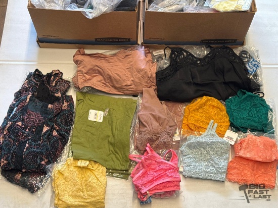 NEW!!! Over (50) Pieces Of Women?s Free People Clothing