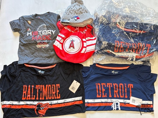NEW!!! (12) MLB Kids & Women?s Shirts, Bag & Beanie