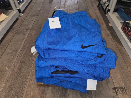 NEW!!! (21) Men's Blue Nike Basketball Shorts