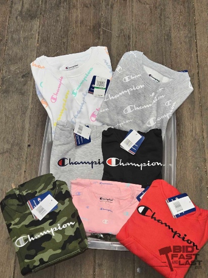 NEW!!! (19) Children's Champion Clothing