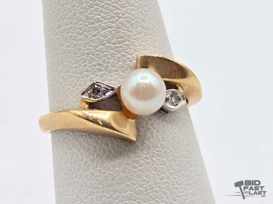 14k Yellow Gold Pearl & Diamond Ring, 2.98g