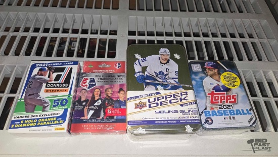 NEW!!! Sports Trading Card Collection