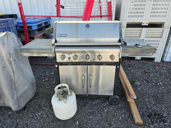 Kenmore Propane Barbecue & Propane Tank