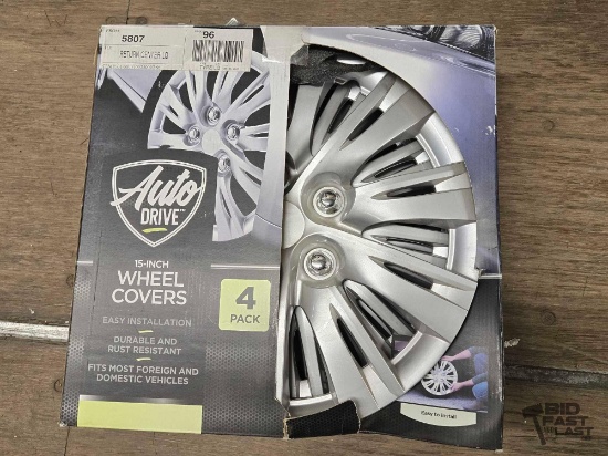 NEW!!! (4) 15" Wheel Covers
