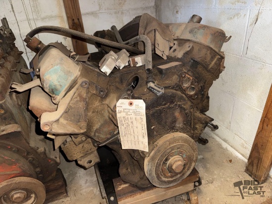 V8 Big Block Mopar Motor