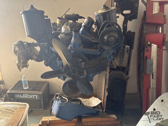 V8 Cadillac Engine