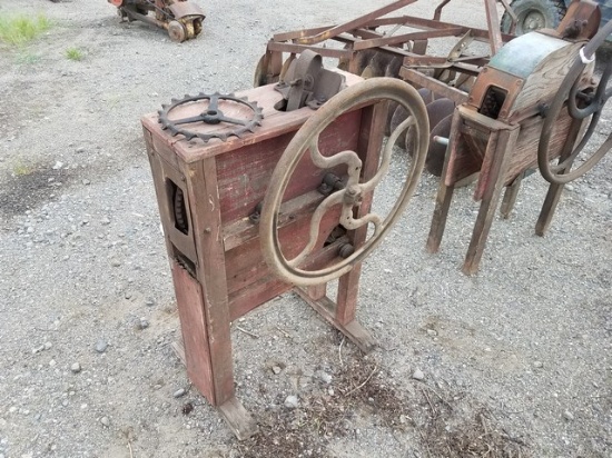 Corn Sheller