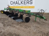 John Deeere 2810 5btm. Plow