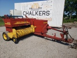 New Holland 570 Square Baler w/NH 72 Belt Thrower