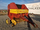 New Holland 630 Round Baler