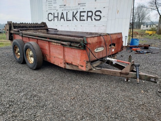 New Idea 243 PtO Tandem Manure Spreader