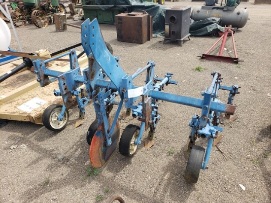 Ford 2row 3pt. Cultivator