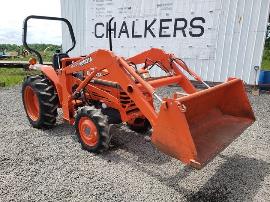 Kubota L2500 4x4 w/Ldr/1 owner/Super Sharp