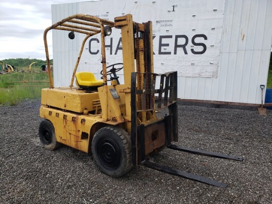Baker Gas Forklift
