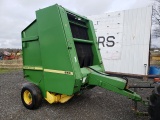 John Deere 550 Round Baler