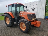 Kubota M105X 4x4 w/Cab