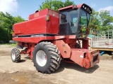 Case IH 1660 Combine/Very Clean Western Combine