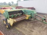 John Deere 347 Square Baler