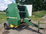 John Deere 330 Round Baler