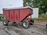 M&W Double Chute Gravity Wagon