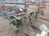 John Deere 4btm. Semi Mt plow