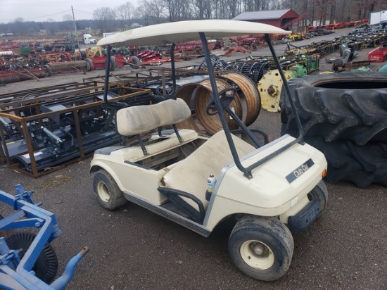 Club Car Golf Cart/AS IS/Needs Batteries