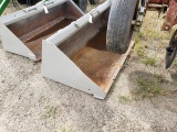 72in QT Skidsteer Bucket