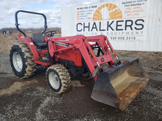 Massey Ferguson 1533 4x4 w/Ldr.
