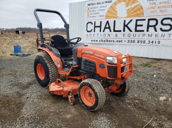 Kubota B3030 4x4 w/Belly Mower