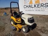 Cub Cadet 5252 w/Belly Mower