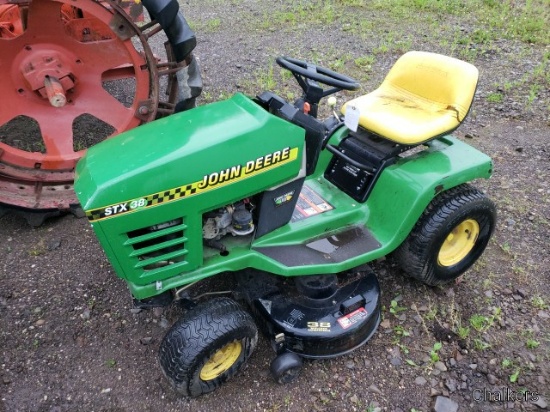 John Deere STX38 Riding Mower