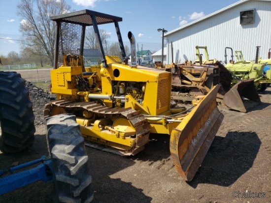 Allis Chalmers Diesel Dozer w/6 way Blade