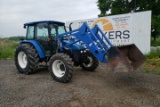 New Holland TL80 4x4 w/Cab/Heat/Air/Ldr