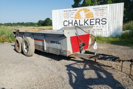 New Idea 364 Tandem Manure Spreader