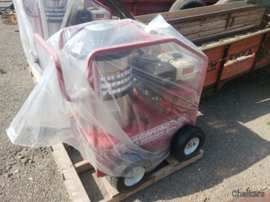 Magnum 4000 Pressure Washer/New