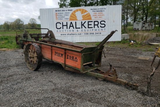 New Idea GD Manure Spreader