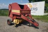 New Holland 630 Round Baler