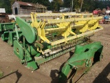 John Deere 213 Grain Head