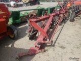 International 720 5btm. Semi Mt Plow