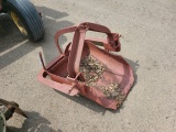 3pt. Dirt Scoop