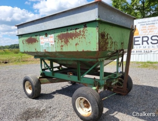 Huskee Gravity Wagon